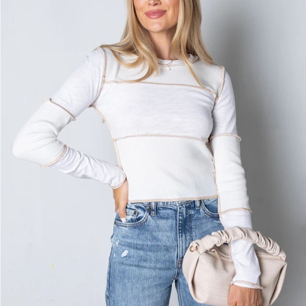 Vestique Seams Right Long Sleeve Top. Ivory. Small.